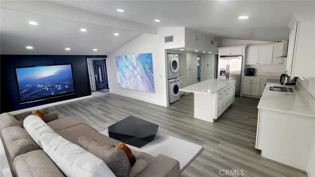 20851 Jan St - Photo 3 of 19