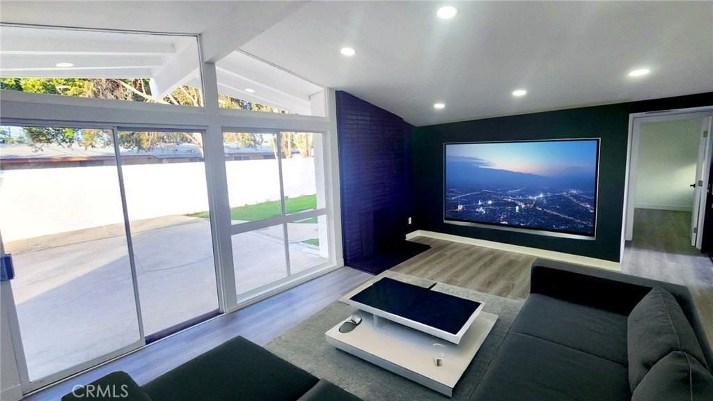 20851 Jan St - Photo 4 of 19