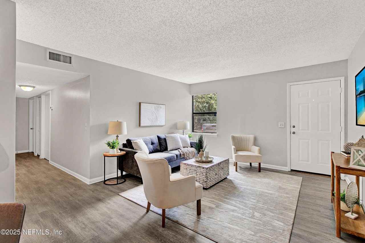 10825 Key Haven Boulevard #508 - Photo 5 of 18