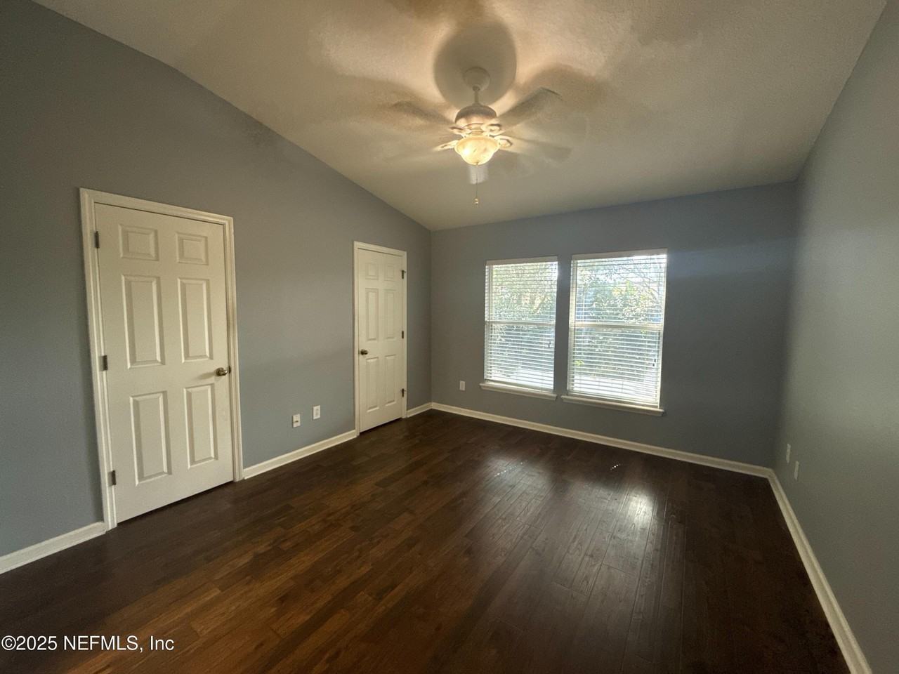 6162 High Tide Blvd - Photo 5 of 14