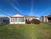 2519 Poplar St - Photo 1 of 1