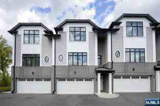 555 Edgewater Ave - Photo 1 of 1