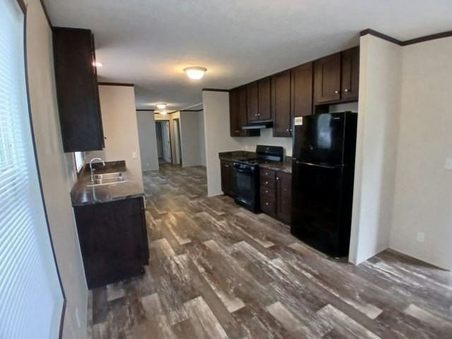 81 Bel Aire Dr #242 - Photo 2 of 5