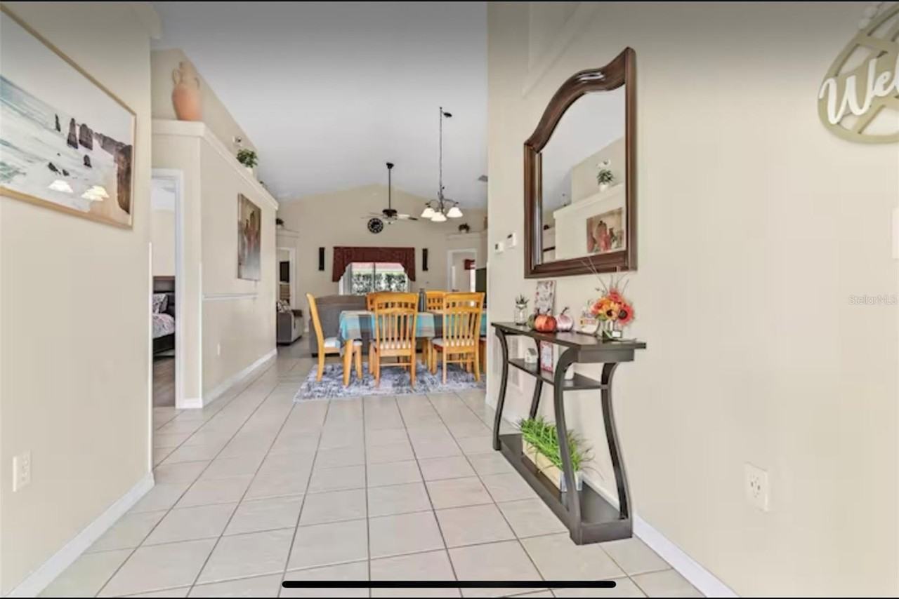 100 Cardinal Ct - Photo 4 of 31