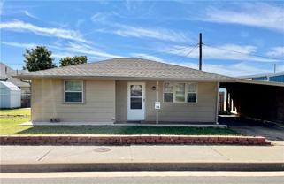 516 E Huber Ave - Photo 1 of 1