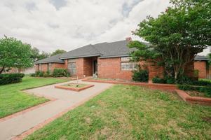 featured image of 5000 Thames Ct