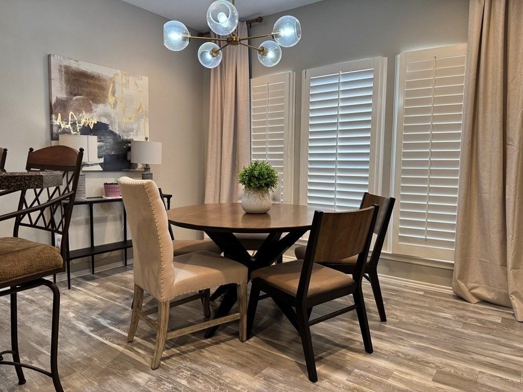 4600 Meadowwood Ct - Photo 7 of 21