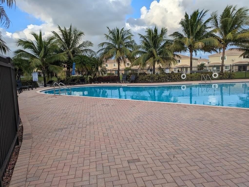 9073 Plymouth Place - Photo 3 of 16