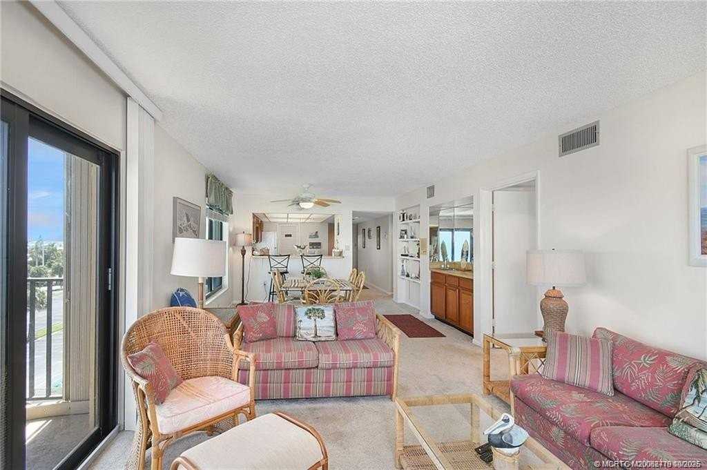 10200 S Ocean Dr Apt 510 #510 - Photo 6 of 50