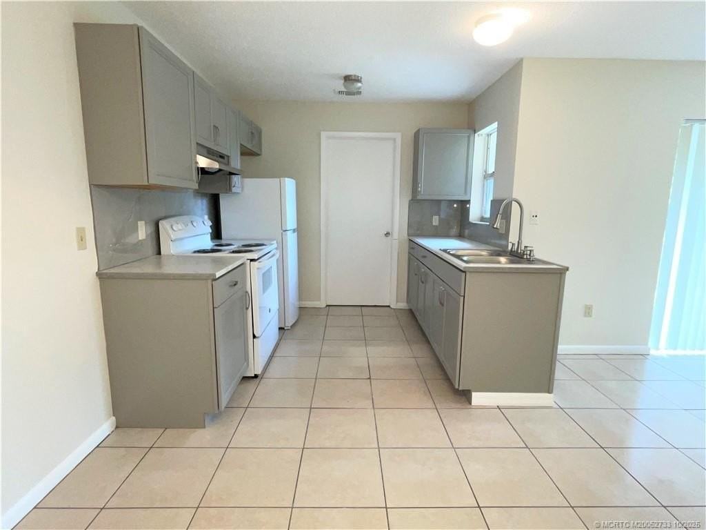 402 S 14th St Apt B #B - Photo 4 of 9