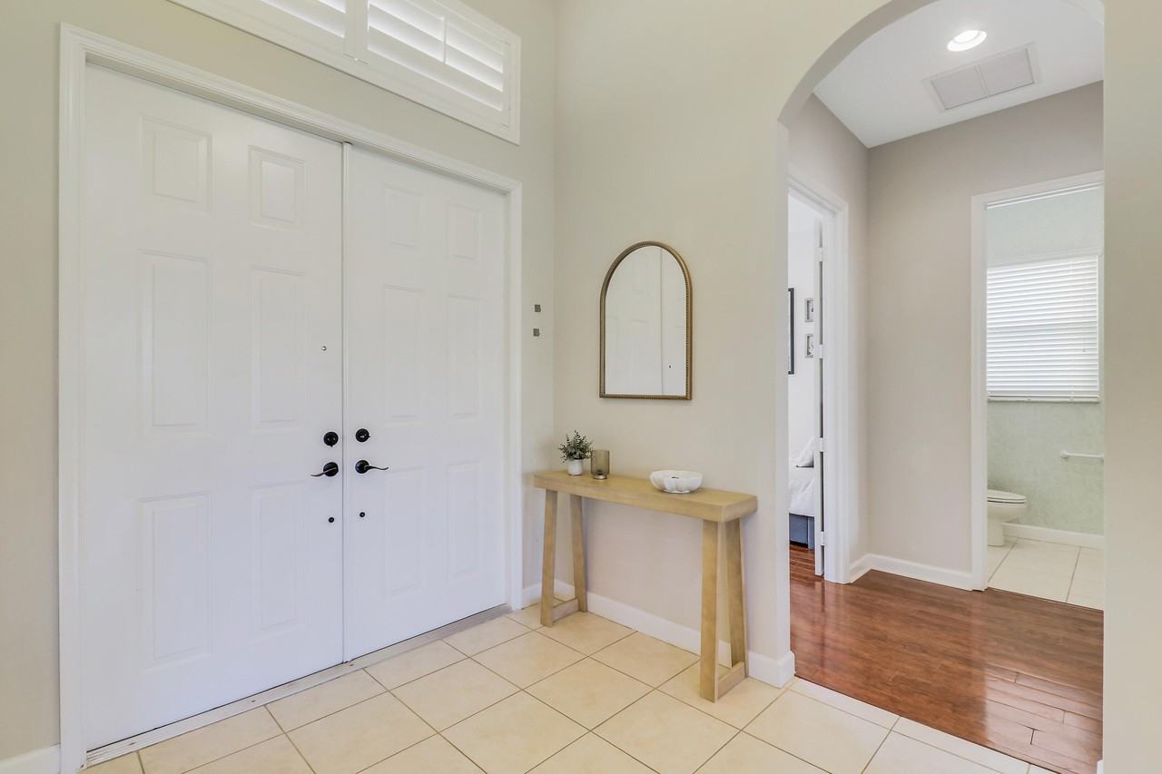 9120 Champions Way - Photo 4 of 43