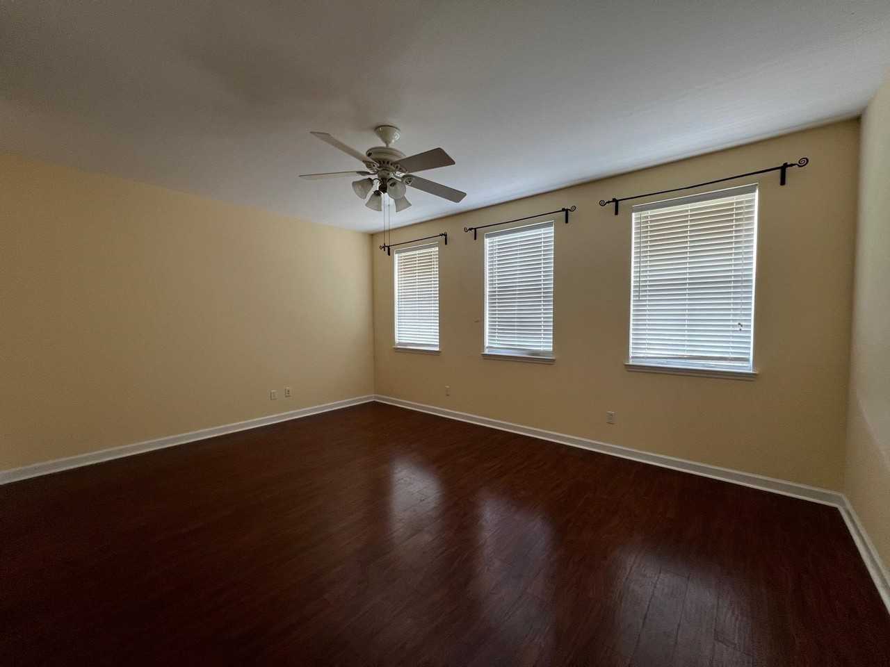 3687 Longfellow Rd - Photo 6 of 20