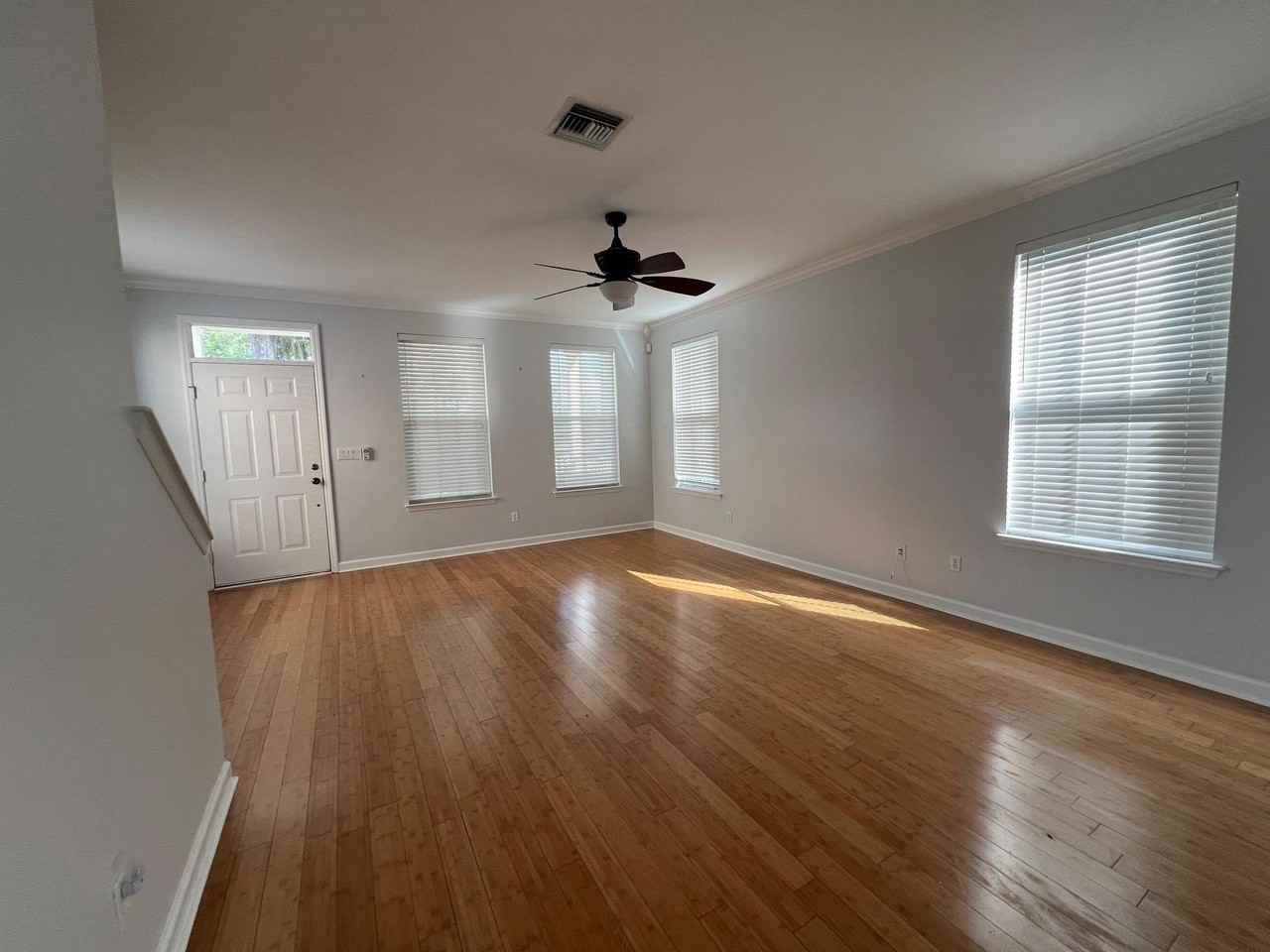 3676 Biltmore Avenue - Photo 3 of 19