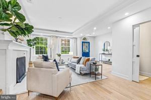 featured image of 3525 16th St Nw