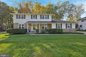 featured image of 2602 Landon Dr