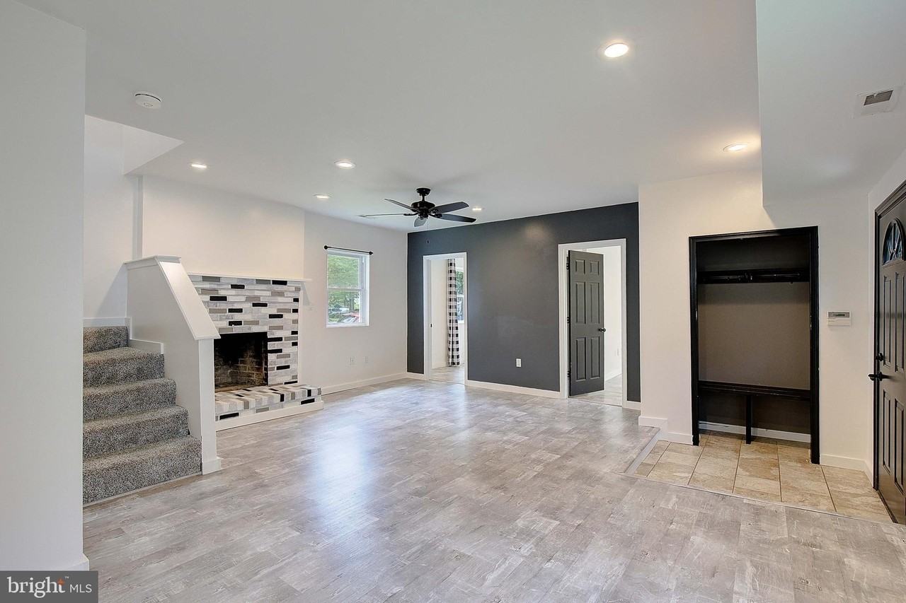 5645 Battee Dr - Photo 6 of 39