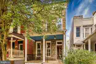 4018 Roland Ave - Photo 1 of 1