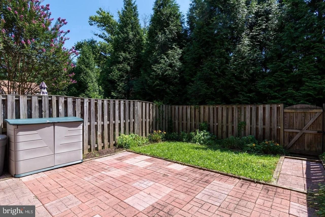 13205 Black Walnut Court - Photo 5 of 20