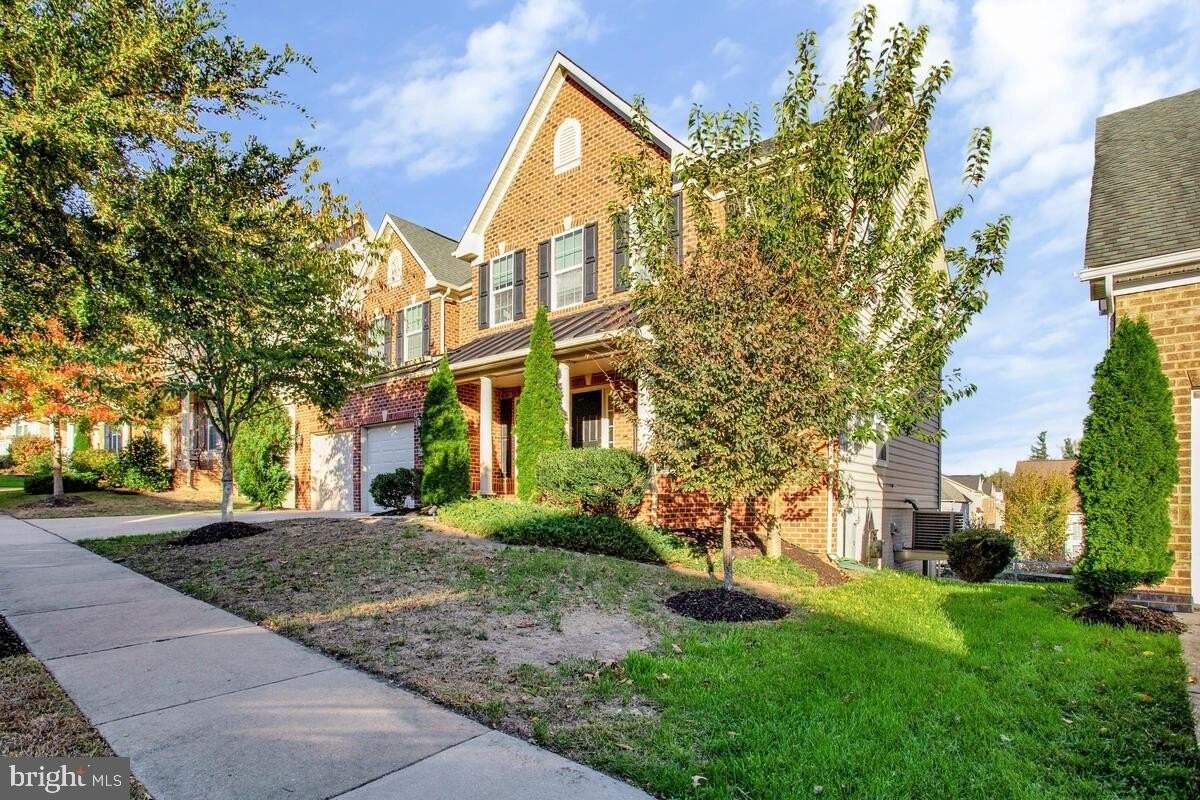 2906 George Hilleary Ter - Photo 3 of 47