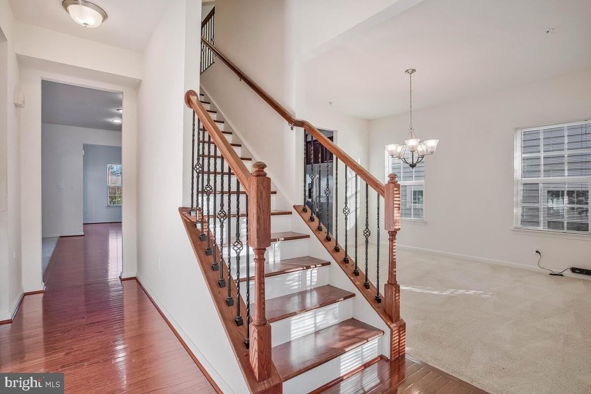 2906 George Hilleary Ter - Photo 6 of 47