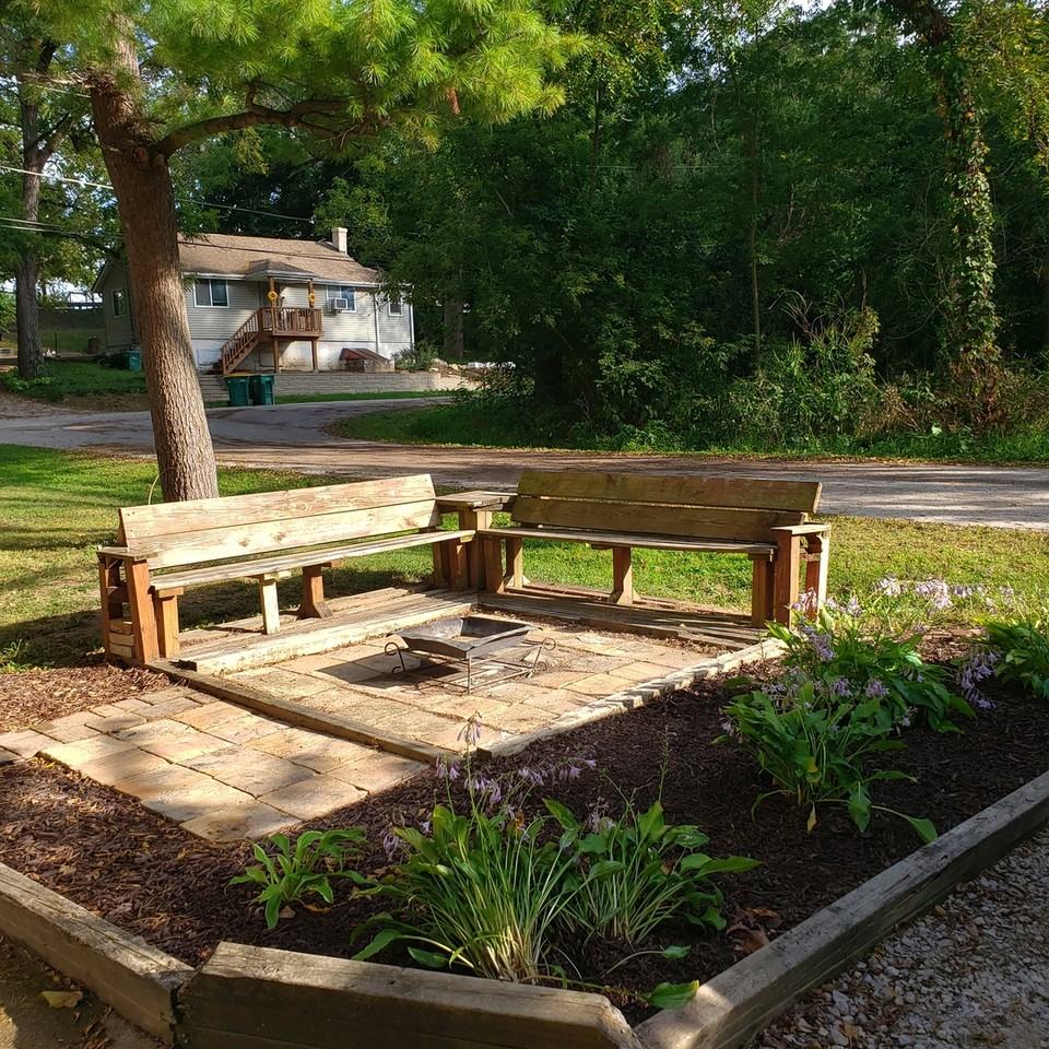 6N988 Wabash Ave - Photo 2 of 17