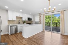 720 Shaw Ave - Photo 1 of 1