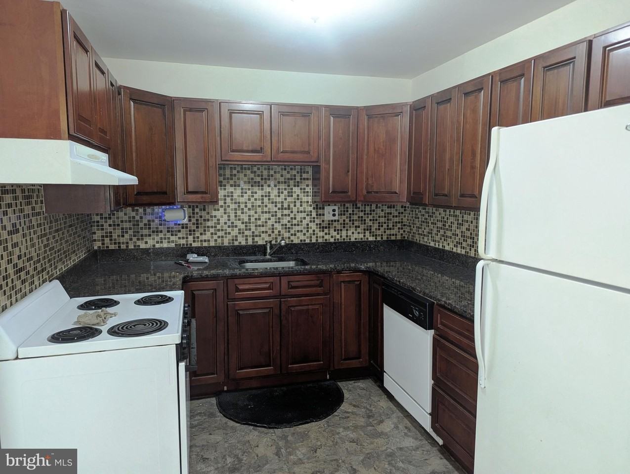 2886 Limekiln Pike Apt C #C - Photo 5 of 10