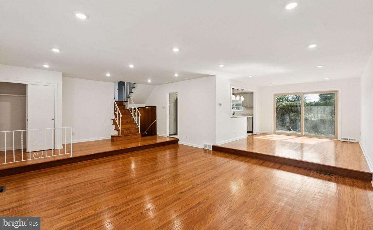 1234 Remington Road - Photo 4 of 23