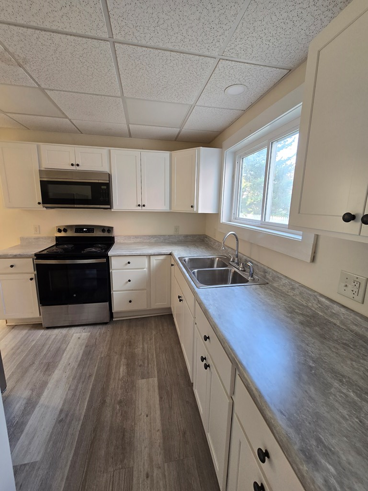 206 Hayden St - Photo 3 of 26