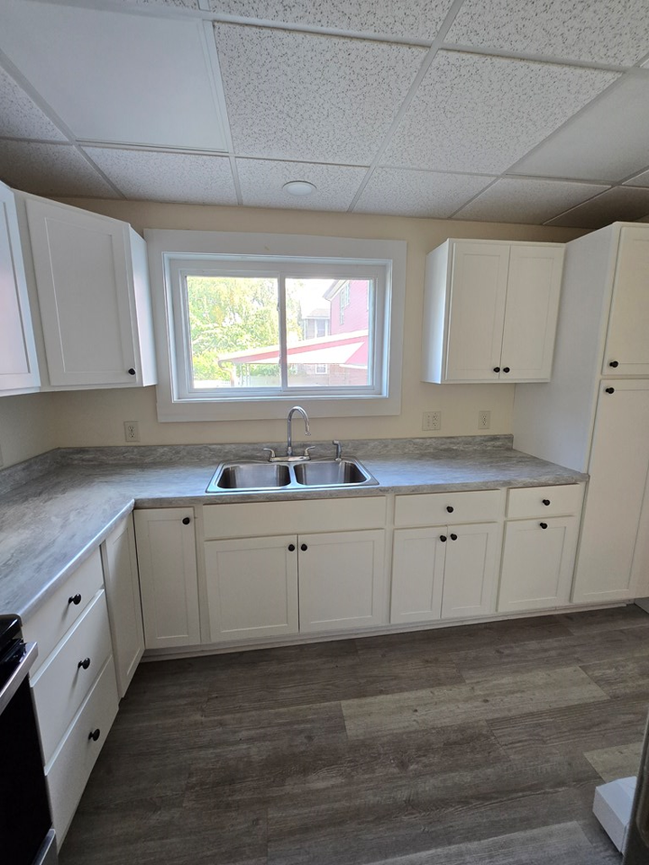 206 Hayden St - Photo 4 of 26