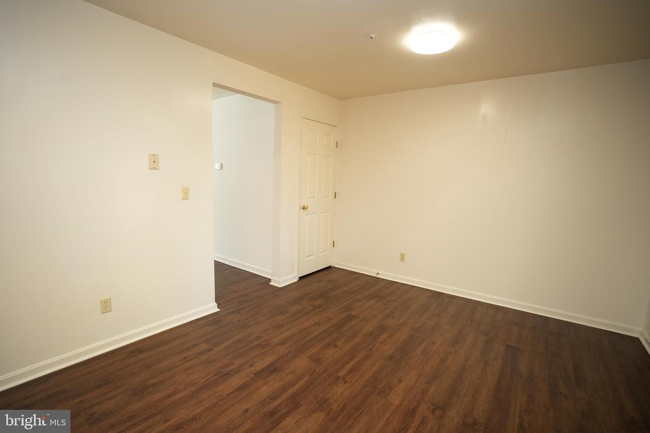 45828 Wolftrap Way - Photo 7 of 17