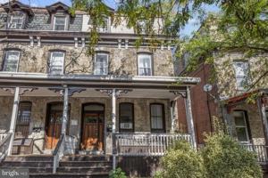 featured image of 3953 Baltimore Avenue