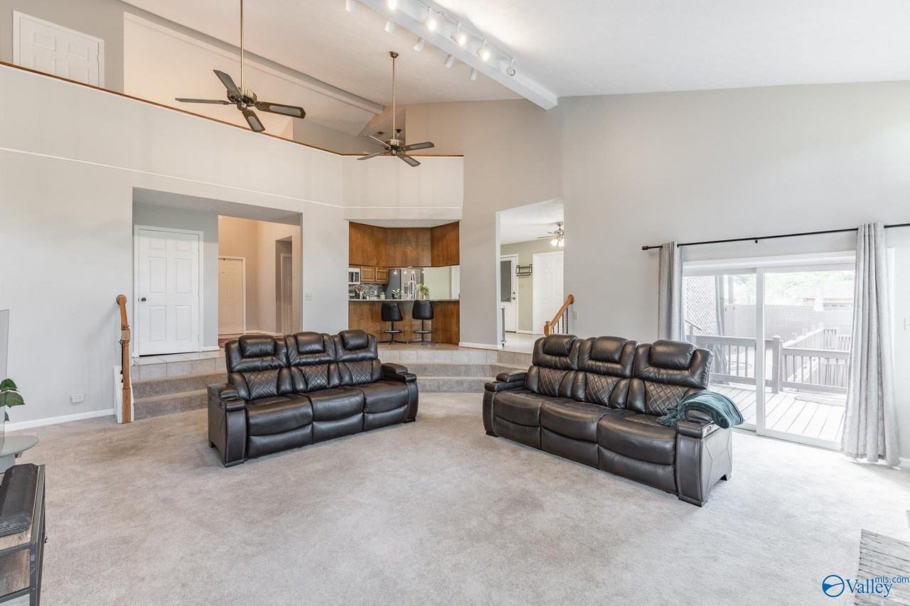 4311 Indian Hills Rd Se - Photo 5 of 37