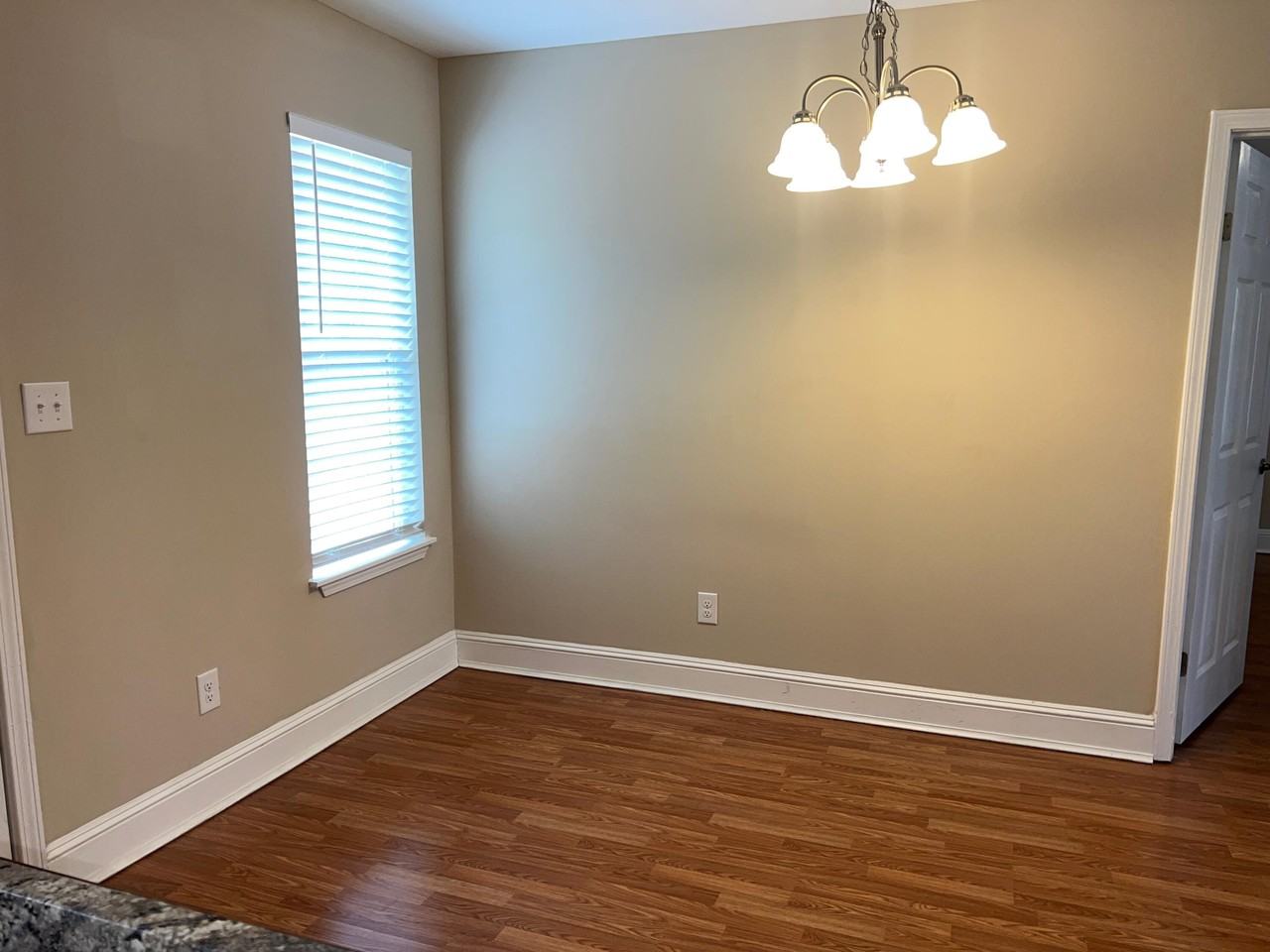 202 Shetland Dr - Photo 7 of 24