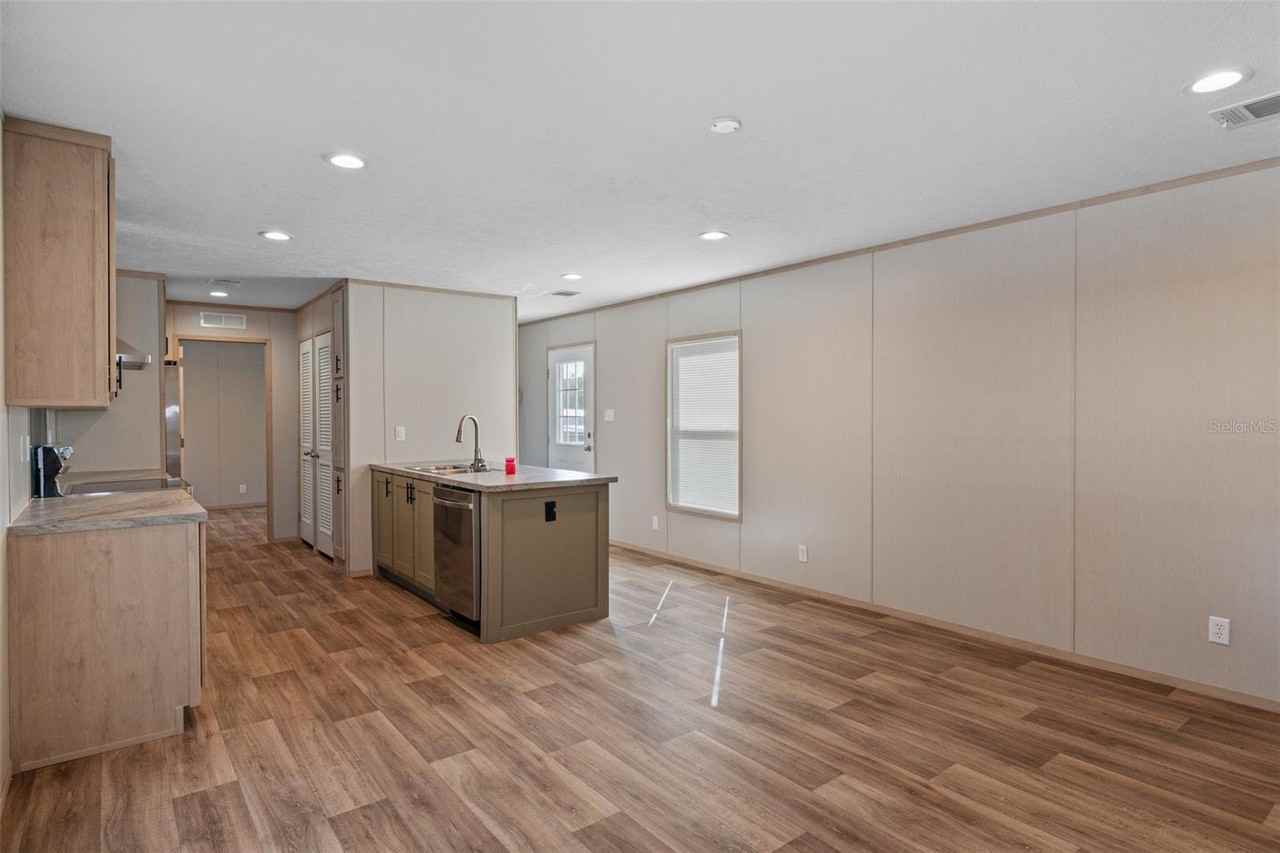 6314 Strawberry Dr - Photo 4 of 25