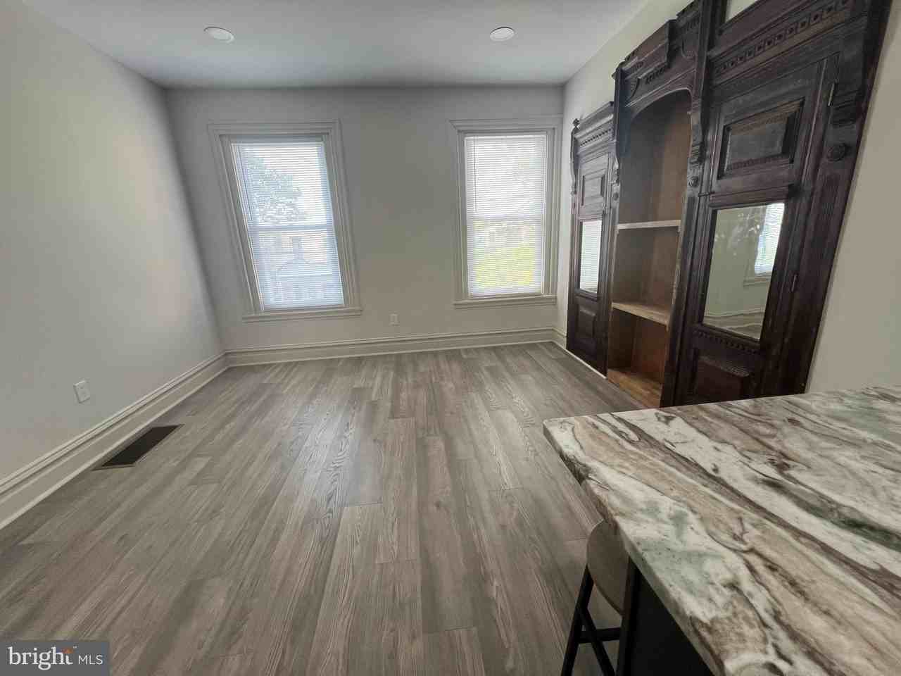 1725 North 27th Street #2 - Photo 3 of 8