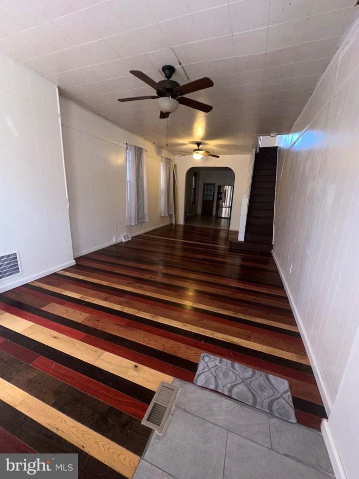 2047 East Cambria Street - Photo 2 of 9