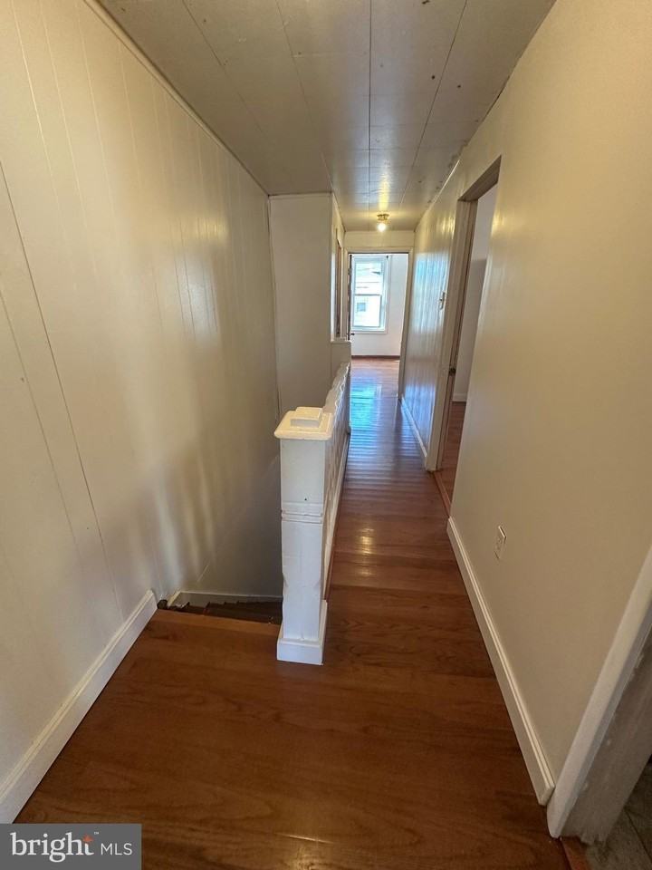 2047 East Cambria Street - Photo 4 of 9