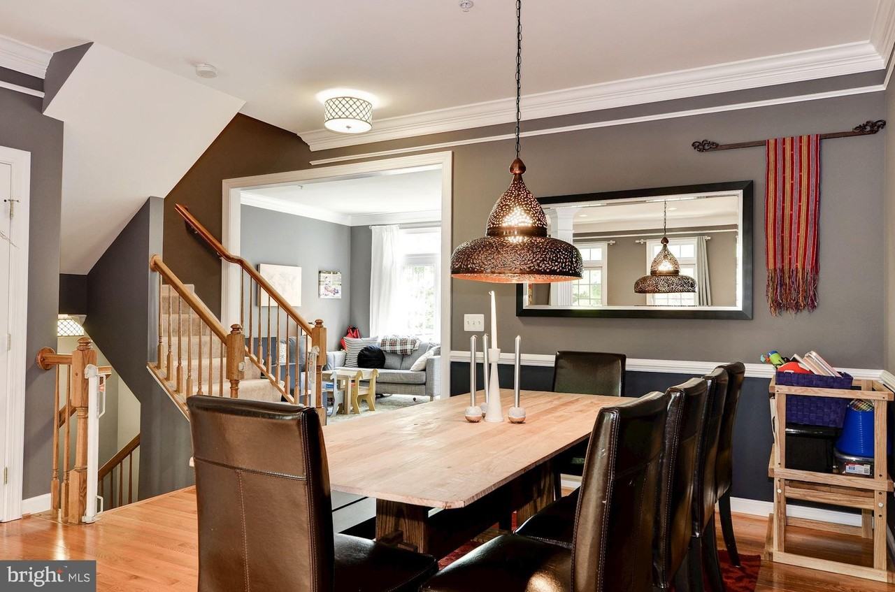 4908 Waple Ln - Photo 3 of 36