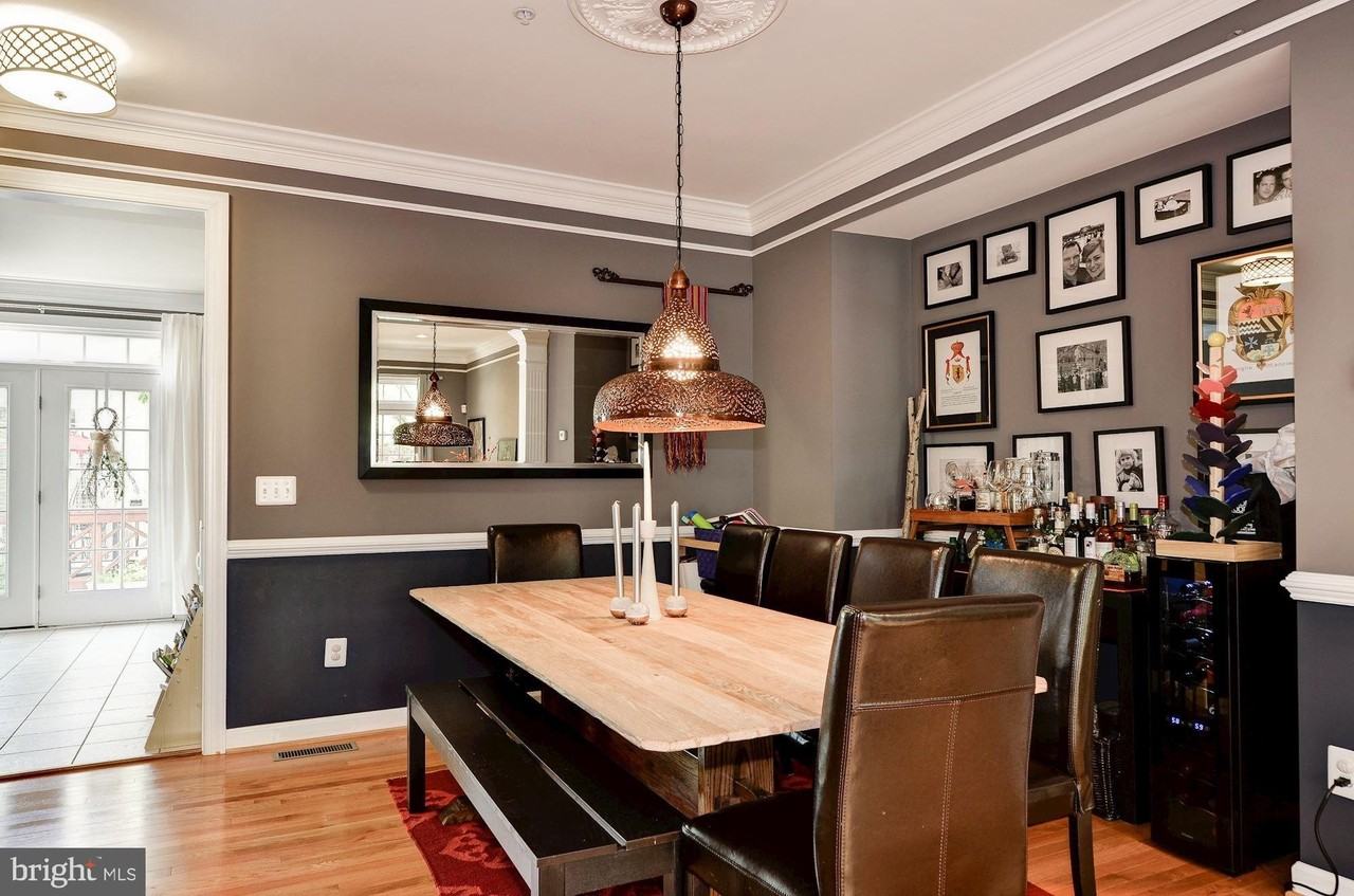 4908 Waple Ln - Photo 7 of 36