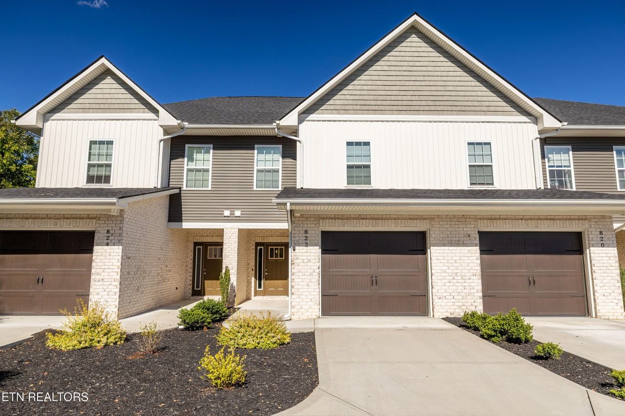 822 Mccammon Avenue - Photo 2 of 36