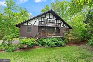 featured image of 11713 Henderson Rd