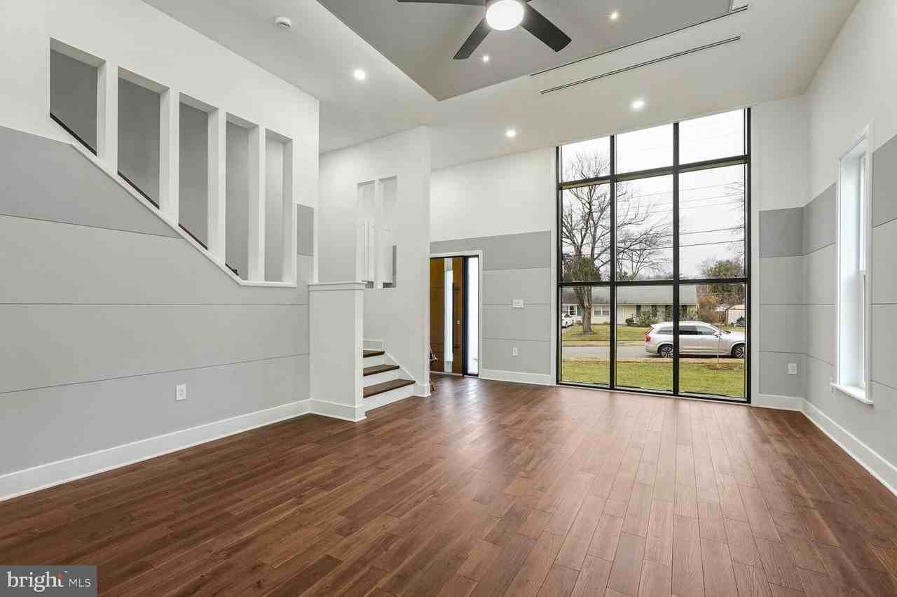 4917 Erie Street - Photo 5 of 38