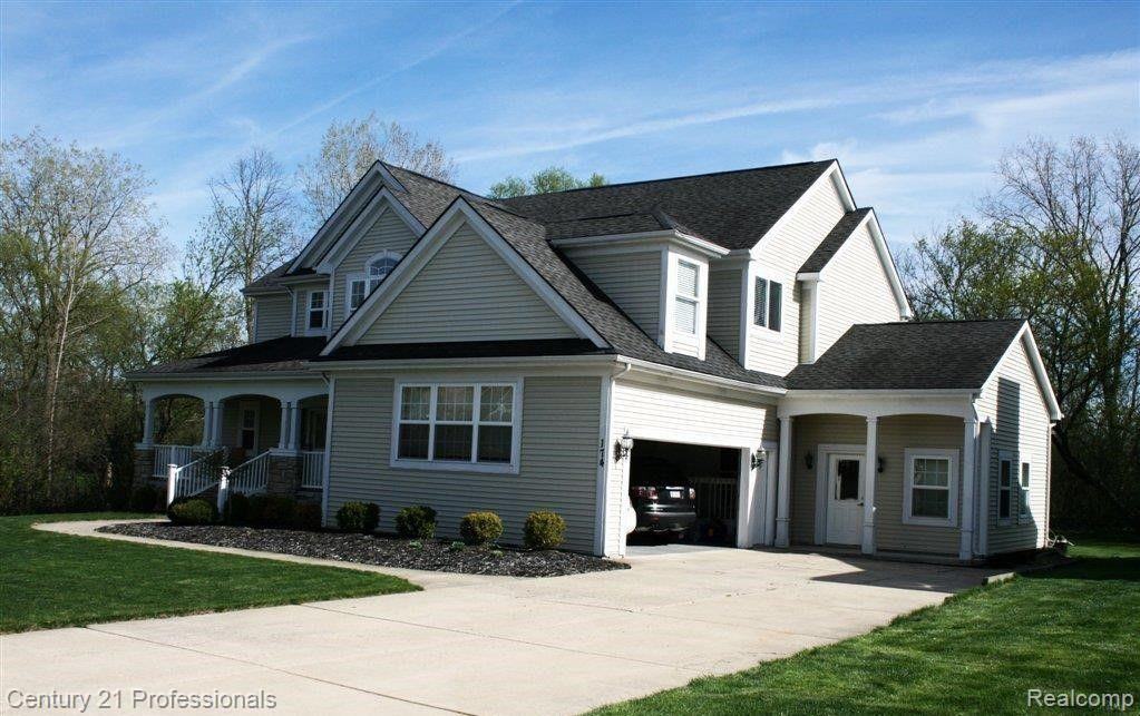 174 Evaline Drive - Photo 4 of 41