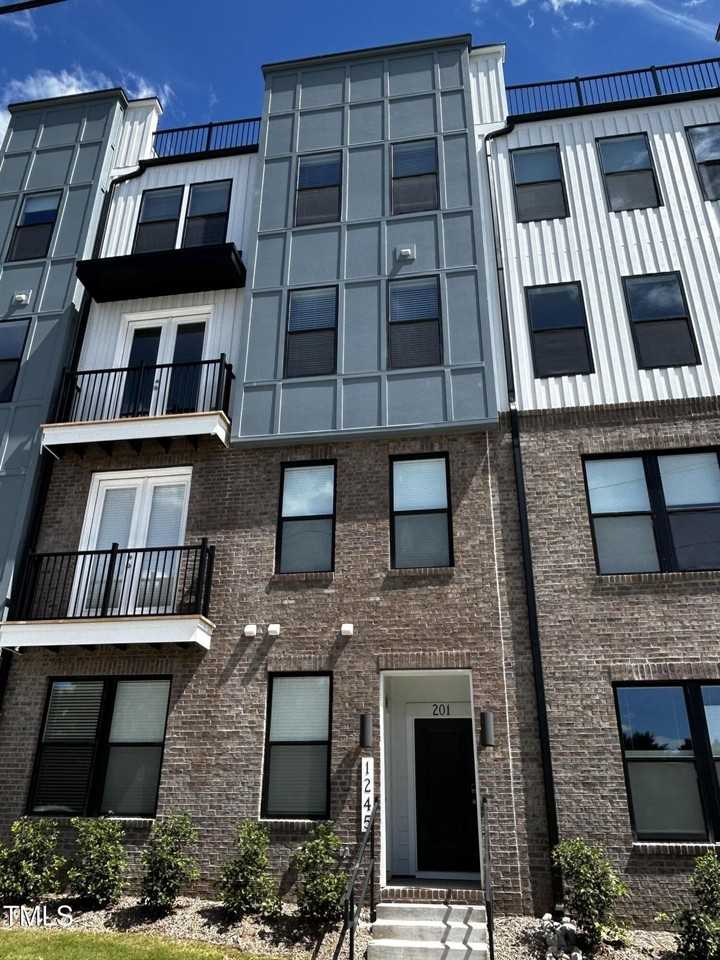 1245 S Blount St Unit 201 #201