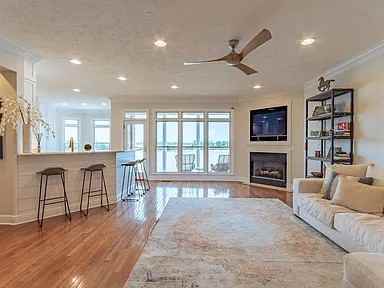 164B Aquaticview Way - Photo 3 of 15