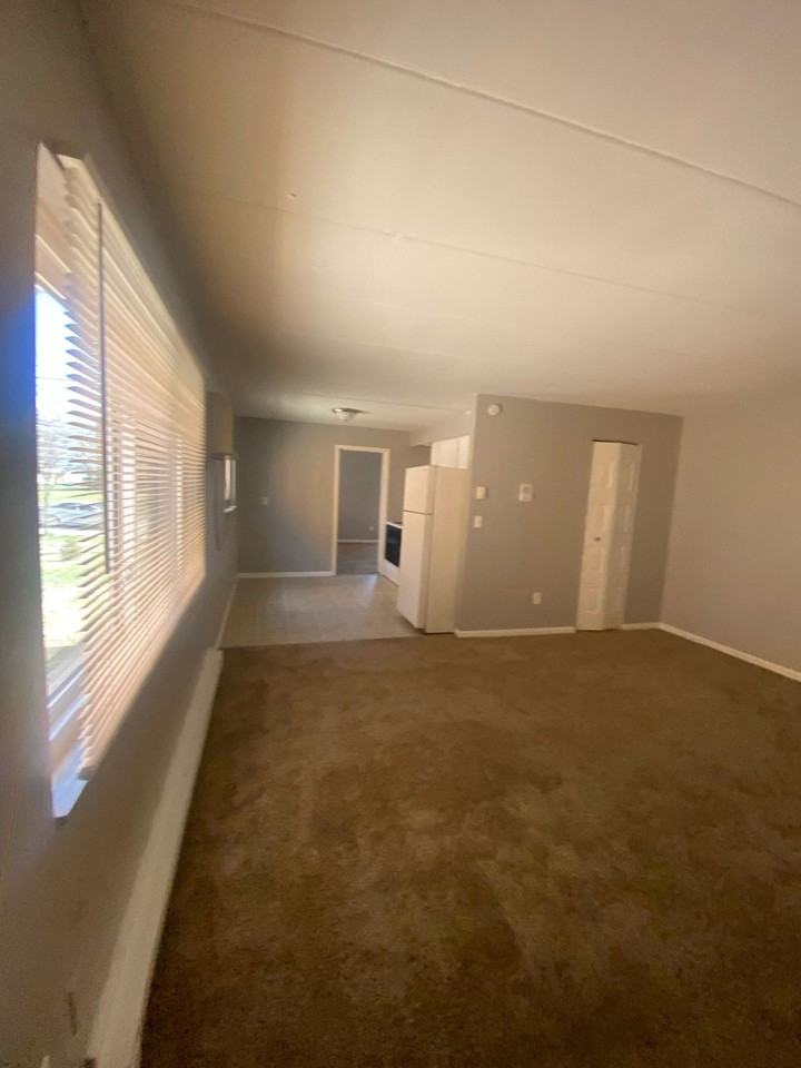 2443 Ferguson Road - Photo 6 of 28