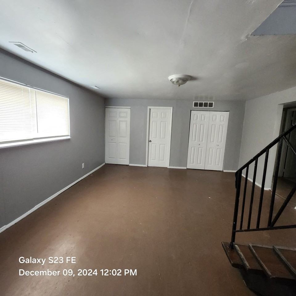 7848 Glen Orchard Drive - Photo 6 of 34