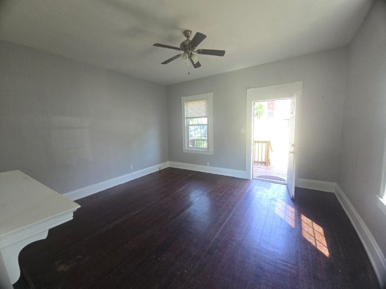 4397 Virginia Ave - Photo 6 of 23