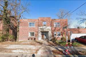 featured image of 2332 Harrison Avenue